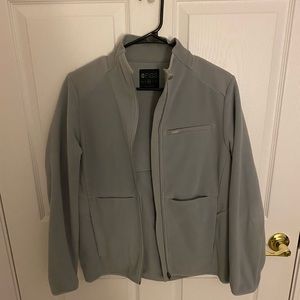 Figs womens cement on-shift fleece jacket.